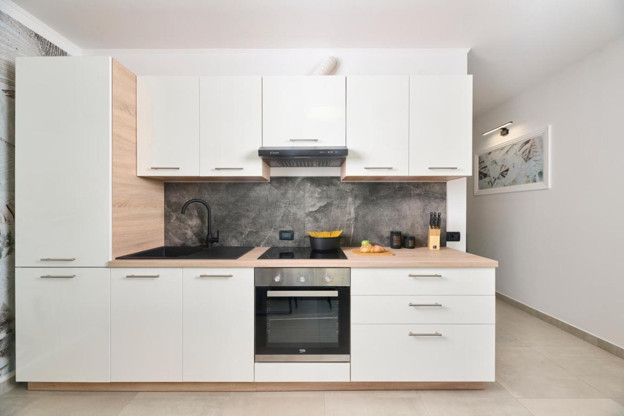 Apartments Dolcea Ουμάγκ Εξωτερικό φωτογραφία