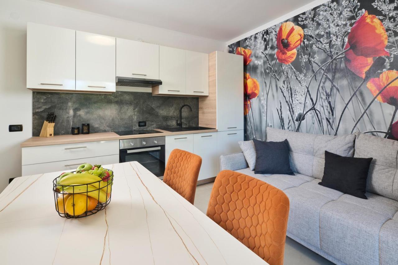 Apartments Dolcea Ουμάγκ Εξωτερικό φωτογραφία